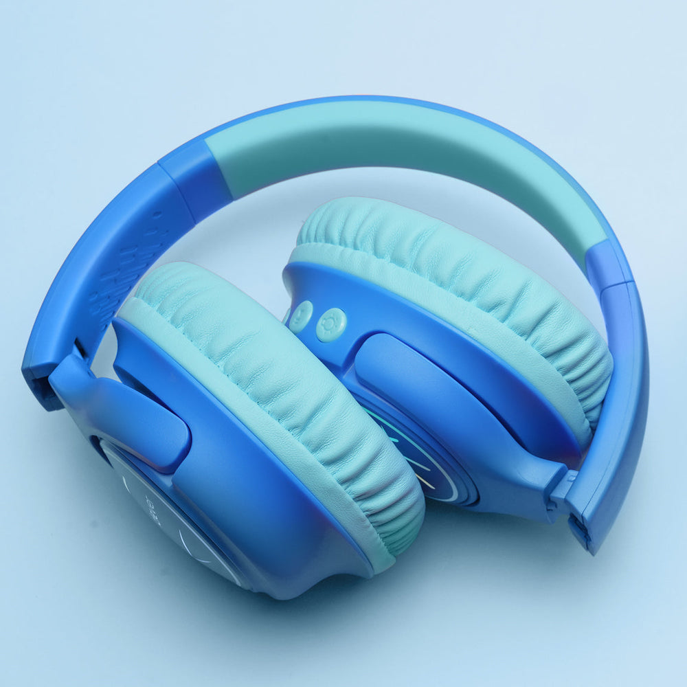 iClever BTH18 Kids Wireless Headphones 74dBA safe volume