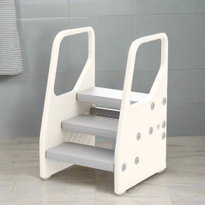 Bathroom & Outdoor Step Stool for Kids-kiwibargain.co.nz