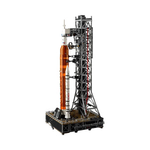 LEGO 10341 Icons NASA Artemis Space Launch System