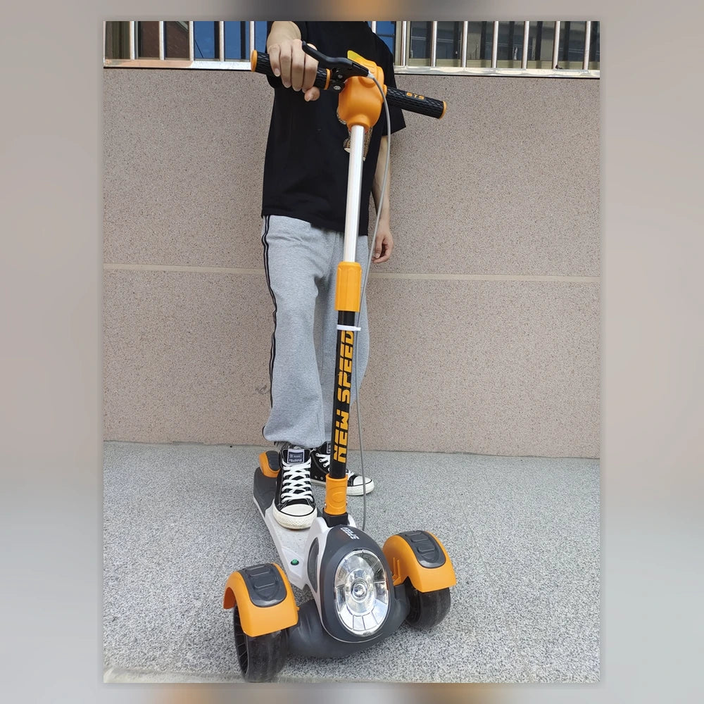 Light-Up Three-Wheel Kids Scooter – product image 4 of 4